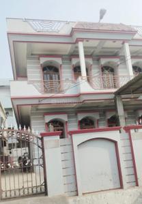 Image of 3500 Sq.ft 4 BHK Duplex for rent in Pithapuram, Kakinada for Rs. 17000
