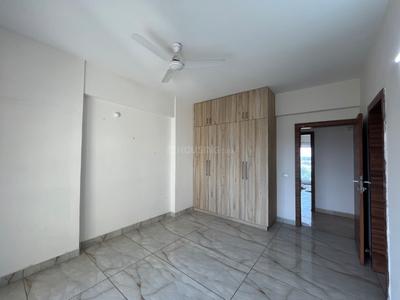 Bedroom Image of 2400 Sq.ft 4 BHK Apartment / Flat for rent in Paras Emperor, Hoshangabad Road Bhopal for Rs. 60000