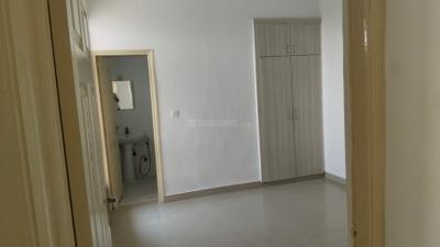 Bedroom Image of 1150 Sq.ft 2.5 BHK Apartment / Flat for rent in Supertech Cape Town, Sector 74 Noida for Rs. 29800