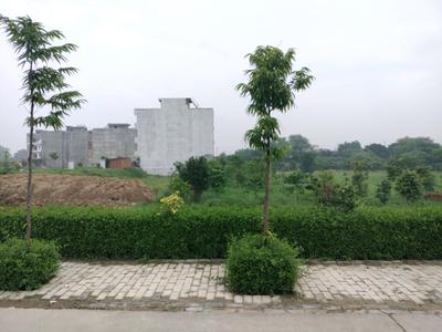 Image of 1134 Sq.ft Residential Plot / Land for sale in Amolik Aster Woods, Sector 98, Faridabad for Rs. 20790000