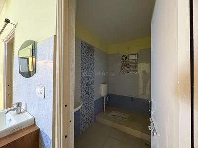 Bathroom Image of 1602 Sq.ft 3 BHK Apartment / Flat for rent in Argora Ranchi for Rs. 18000