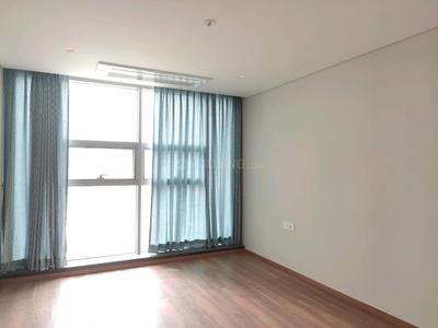 Bedroom Image of 2850 Sq.ft 3 BHK Apartment / Flat for sale in Panchshil Towers, Kharadi Pune for Rs. 39500000