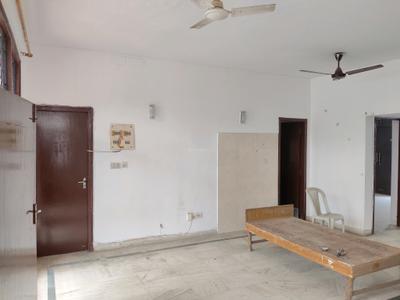 Living Room Image of 1200 Sq.ft 2 BHK Builder Floor for rent in Ansal Executive Residency, Sector 57 Gurgaon for Rs. 35000