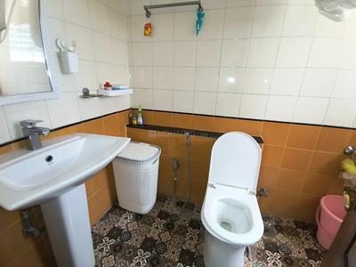 Bathroom Image of 2100 Sq.ft 3 BHK Builder Floor for sale in Jayanagar Bengaluru for Rs. 30000000