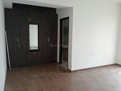3 BHK Semi Furnished Flat
