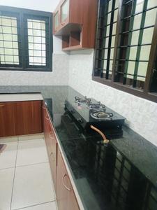 Kitchen Image of 1300 Sq.ft 2 BHK Independent House for rent in Maradu Kochi for Rs. 25000