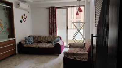 Living Room Image of 1809 Sq.ft 3 BHK Apartment / Flat for rent in Swagat Queens Land, Sargasan Gandhinagar for Rs. 40000