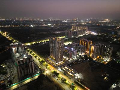 Balcony Image of 1830 Sq.ft 3 BHK Apartment / Flat for sale in Swastik Harvi Helios, Bopal Ahmedabad for Rs. 8235000