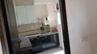Kitchen Image of 1200 Sq.ft 3 BHK Apartment / Flat for rent in The 3C Lotus Zing, Sector 168 Noida for Rs. 28000