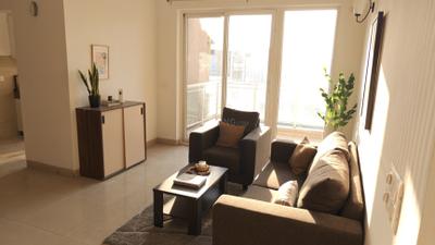 Living Room Image of 1700 Sq.ft 3.5 BHK Apartment / Flat for sale in Emaar Palm Gardens, Sector 83 Gurgaon for Rs. 22500000
