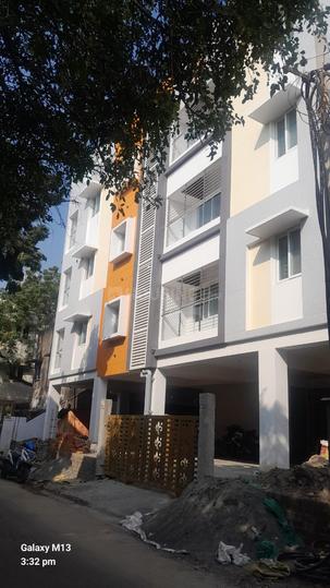 MM flats Main Image 1