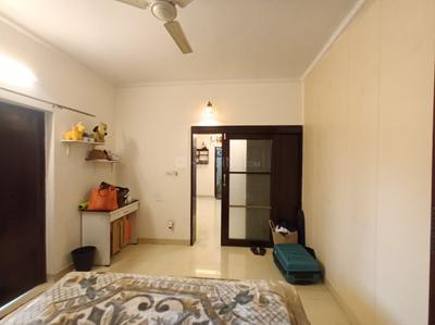 Hall Image of 1750 Sq.ft 3.5 BHK Apartment / Flat for sale in DDA Sector C Pocket 8, Vasant Kunj New Delhi for Rs. 40000000