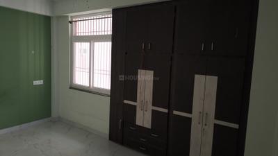 Bedroom Image of 2000 Sq.ft 3 BHK Apartment / Flat for rent in Vinayak Laxmi Apartments, Danapur Patna for Rs. 16000