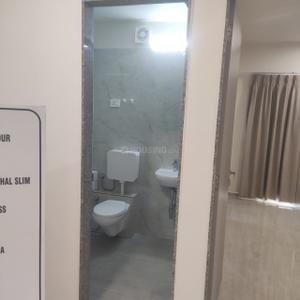 Bathroom Image of 2575 Sq.ft 3 BHK Apartment / Flat for rent in Aagam Siddhi, Vesu Surat for Rs. 40000