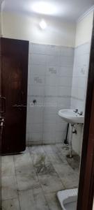 Bathroom Image of 1292 Sq.ft 2 BHK Builder Floor for rent in Sector Xu 1 Greater Noida for Rs. 15000