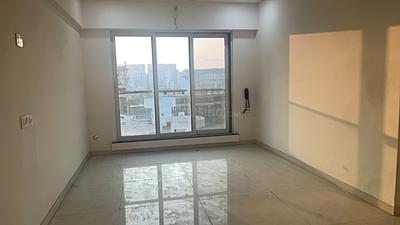 Living Room Image of 694 Sq.ft 2 BHK Apartment / Flat for sale in Andheri West Mumbai for Rs. 25000000