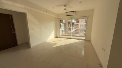 Living Room Image of 1150 Sq.ft 2 BHK Apartment / Flat for sale in Shapoorji Pallonji JoyVille, Sector 102 Gurgaon for Rs. 19000000