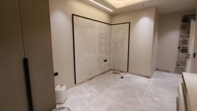 Bedroom Image of 2200 Sq.ft 4 BHK Builder Floor for sale in Kaushambi Ghaziabad for Rs. 32000000