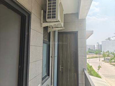 Balcony Image of 1800 Sq.ft 3 BHK Builder Floor for sale in BPTP Amstoria , Sector 102 Gurgaon for Rs. 28500000