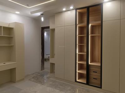Bedroom Image of 2250 Sq.ft 4 BHK Builder Floor for sale in Rohini Extension New Delhi for Rs. 30000000