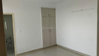 Bedroom Image of 1150 Sq.ft 2.5 BHK Apartment / Flat for rent in Supertech Cape Town, Sector 74 Noida for Rs. 29800