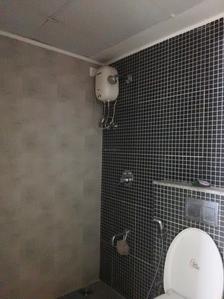 Common Bathroom Image of 1405 Sq.ft 3 BHK Apartment / Flat for sale in Lodha Lakeshore Greens, Palava Phase 2 Thane for Rs. 6800000