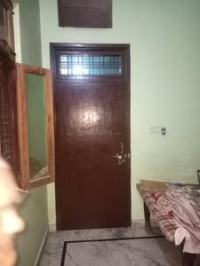 Bedroom Image of 800 Sq.ft 1.5 BHK Builder Floor for rent in Fazalpur Meerut for Rs. 5000