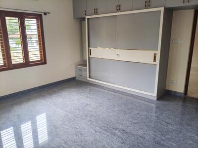 Bedroom Image of 2400 Sq.ft 4 BHK Independent House for rent in Basaveshwara Nagar Bengaluru for Rs. 100000