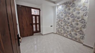 Bedroom Image of 1500 Sq.ft 4 BHK Builder Floor for sale in Mahavir Enclave New Delhi for Rs. 13000000