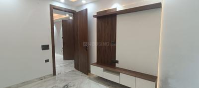Bedroom Image of 1900 Sq.ft 2 BHK Builder Floor for rent in Karkardooma New Delhi for Rs. 42000