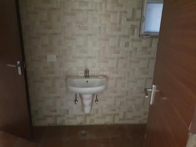 Bathroom Image of 1550 Sq.ft 3 BHK Apartment / Flat for rent in MKS La Royale, Indirapuram Ghaziabad for Rs. 30000