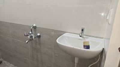 Bathroom Image of 520 Sq.ft 1 BHK Builder Floor for rent in Hongasandra Bengaluru for Rs. 16000