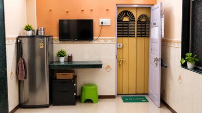 Hall Image of 320 Sq.ft 1 BHK Apartment / Flat for sale in Dombivli West Thane for Rs. 2100000