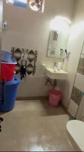 Bathroom Image of 1050 Sq.ft 2 BHK Apartment / Flat for sale in Vivekananad Apartment, Sector 8 Rohini New Delhi for Rs. 15500000