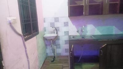 Kitchen Image of 450 Sq.ft 2 BHK Apartment / Flat for rent in Ram Nagar Colony Bareilly for Rs. 6000