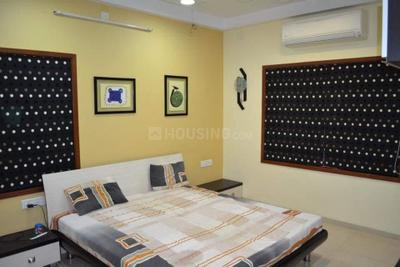 Bedroom Image of 2400 Sq.ft 3 BHK Independent House for rent in Goyal Vishal Tower, Prahlad Nagar Ahmedabad for Rs. 35000