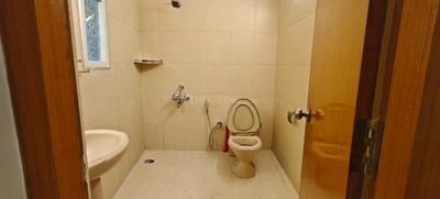 Image of 1850 Sq.ft 3 BHK Apartment / Flat for rent in Halasuru, Bengaluru for Rs. 110000