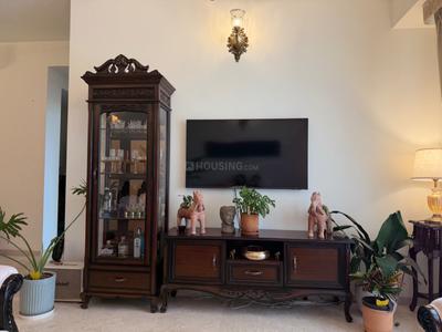 Living Room Image of 1752 Sq.ft 2 BHK Apartment / Flat for rent in DLF One Midtown, Karampura New Delhi for Rs. 74000