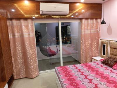 Bedroom Image of 1850 Sq.ft 3 BHK Apartment / Flat for rent in Gomti Nagar Lucknow for Rs. 55000