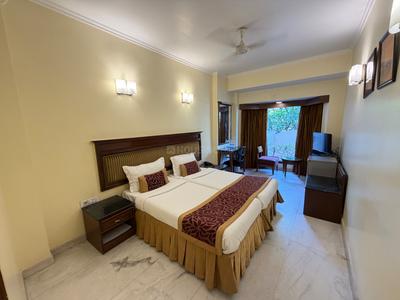 Bedroom Image of Sneha Girls PG in DLF Phase 2, Gurgaon