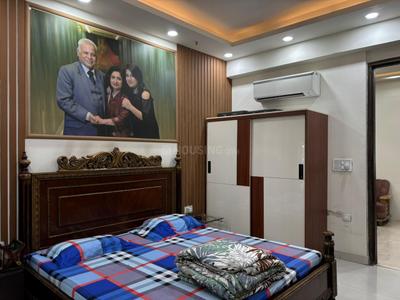 Bedroom Image of 4874 Sq.ft 4 BHK Apartment / Flat for rent in Parx Laureate, Sector 108 Noida for Rs. 150000