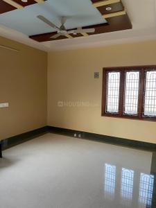 Hall Image of 400 Sq.ft 4 BHK Independent House for rent in Ramanayapeta Kakinada for Rs. 60000