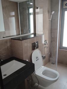 Bathroom Image of 2000 Sq.ft 3 BHK Apartment / Flat for rent in Piramal Aranya, Byculla Mumbai for Rs. 250000