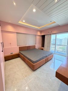 Bedroom Image of 2200 Sq.ft 3 BHK Apartment / Flat for rent in Bhayli Vadodara for Rs. 65000