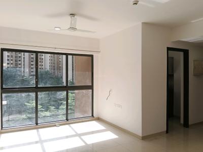 Living Room Image of 900 Sq.ft 2 BHK Apartment / Flat for rent in Lodha Splendora Riverview, Kasarvadavali Thane for Rs. 27989