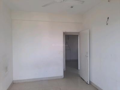 Bedroom Image of 740 Sq.ft 3 BHK Apartment / Flat for rent in Signature Global Golf Green, Sector 79 Gurgaon for Rs. 12000