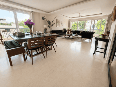 Image of 4000 Sq.ft 4 BHK Builder Floor for sale in Maharani Bagh, New Delhi for Rs. 220000000