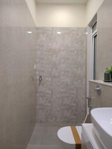 Common Bathroom Image of 777 Sq.ft 1 BHK Apartment / Flat for sale in Ashar Arize Tower B And C, Kalwa Thane for Rs. 9500000