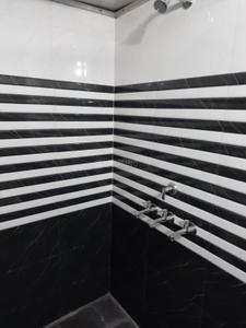 Bathroom Image of 1350 Sq.ft 3 BHK Builder Floor for rent in Shaheed Bhagat Singh Nagar Ludhiana for Rs. 15000