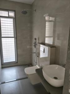 Bathroom Image of 2500 Sq.ft 4 BHK Apartment / Flat for sale in Kotibhaskar Guruprasad Kunj, Erandwane Pune for Rs. 50000000